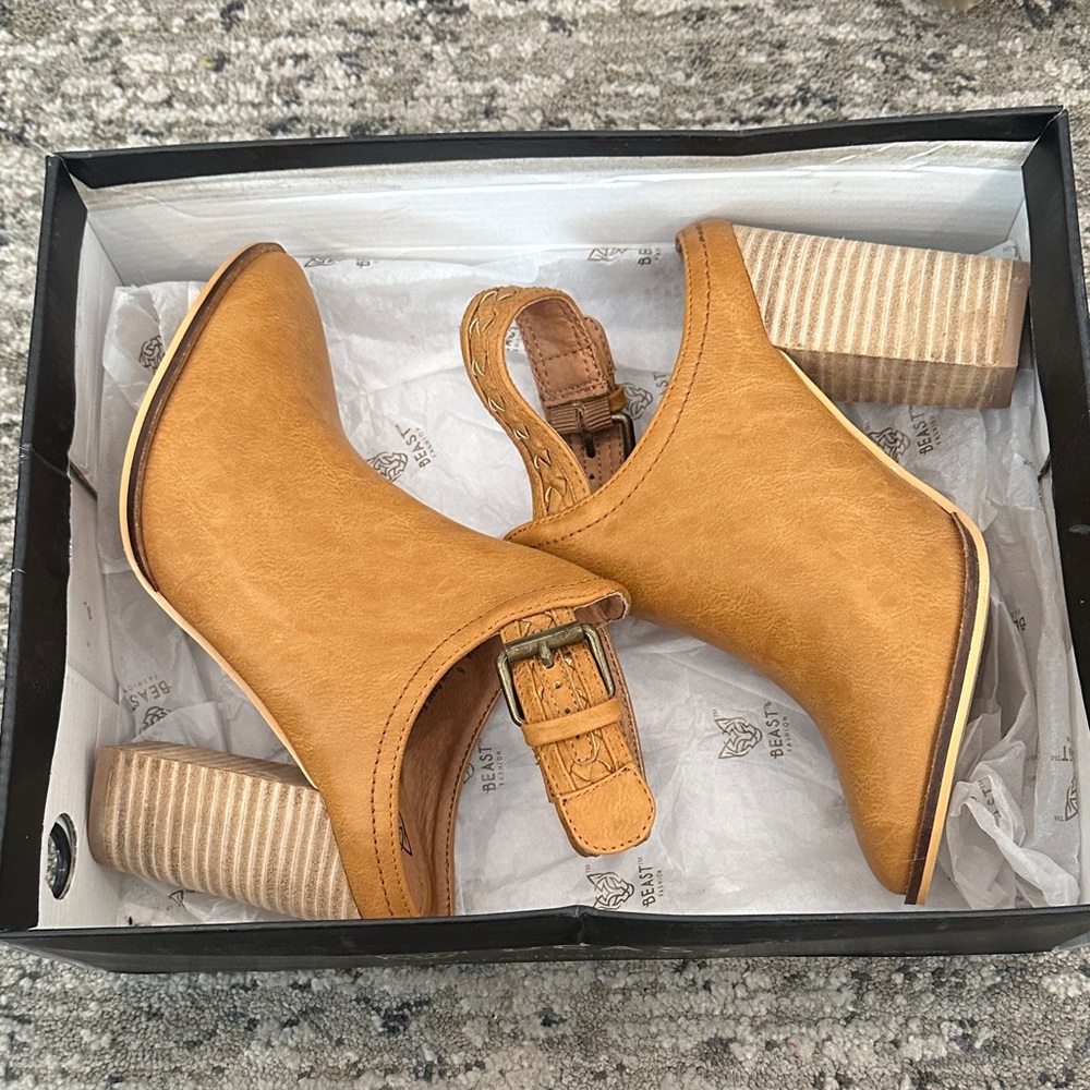 Tan Block Heel Ankle Boots